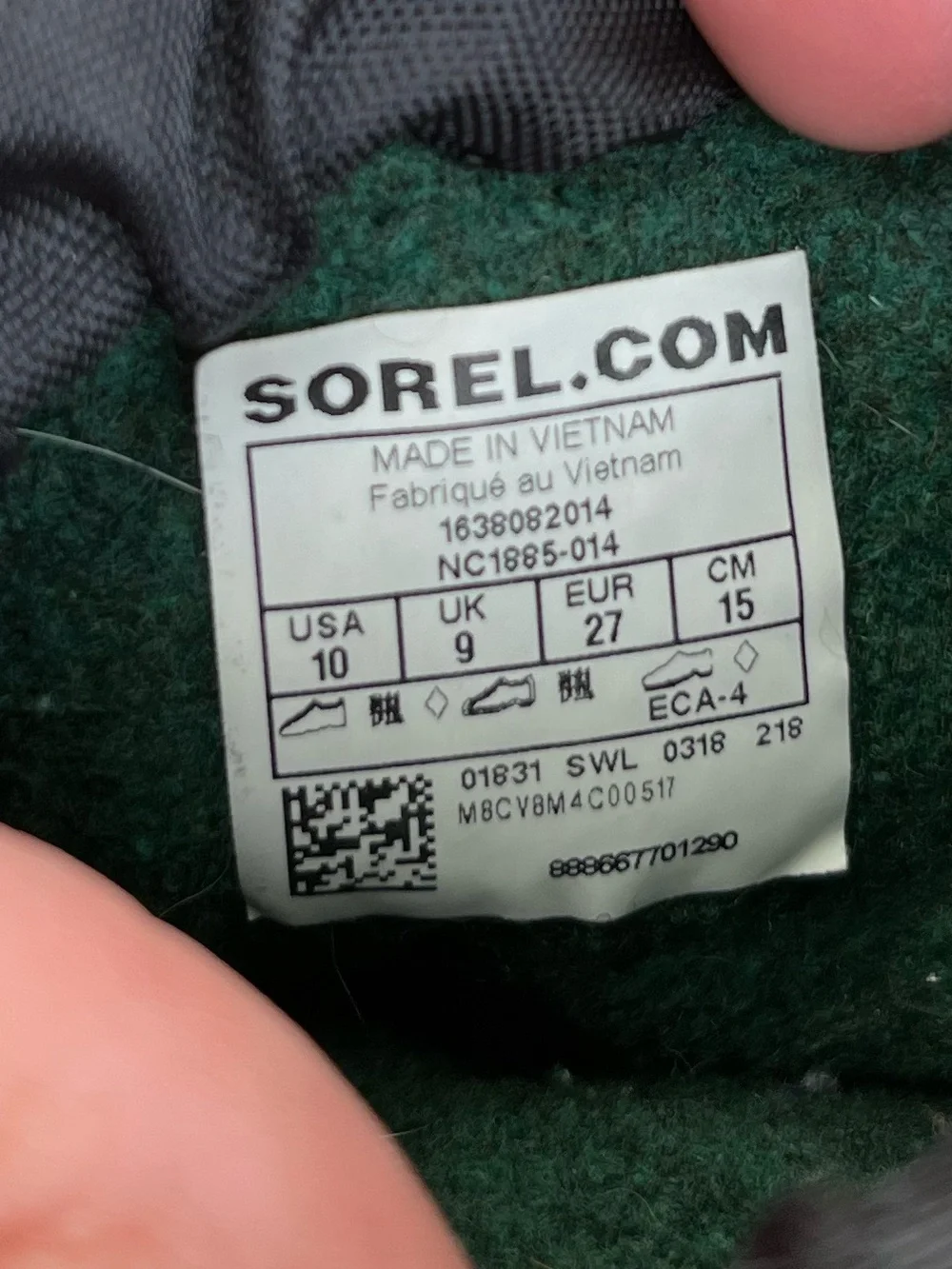 Sorel flurry snow